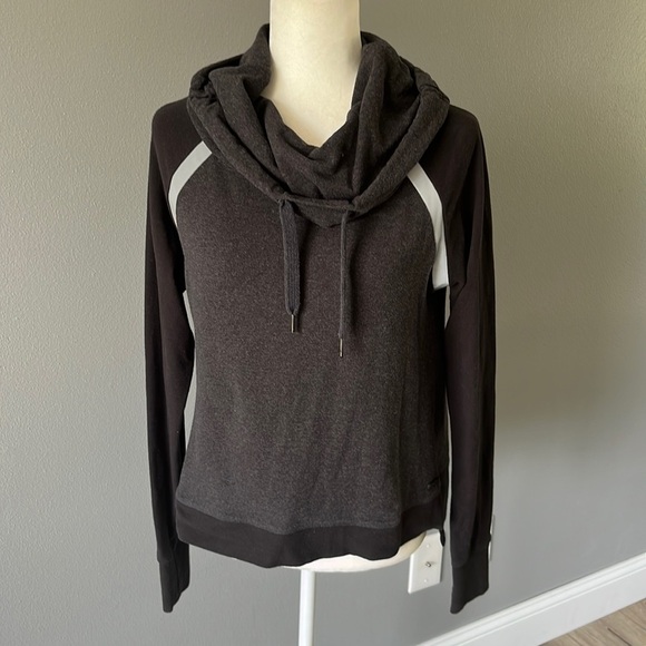 Sweaty Betty Gray Cowl Neck Sweatshirt - Picture 1 of 11